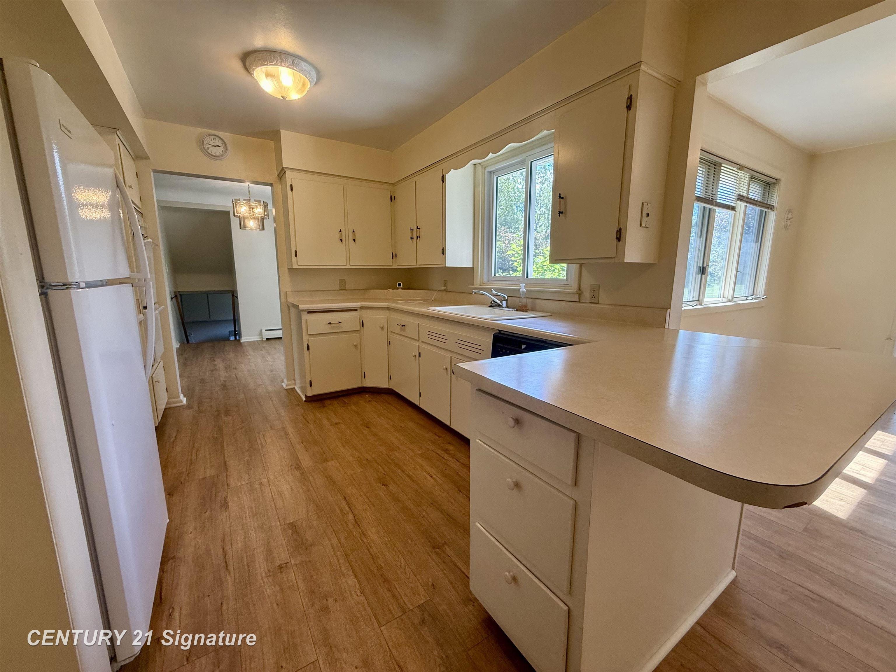 6641 Pierce Road Freeland, MI 48623 - Photo 16 of 31