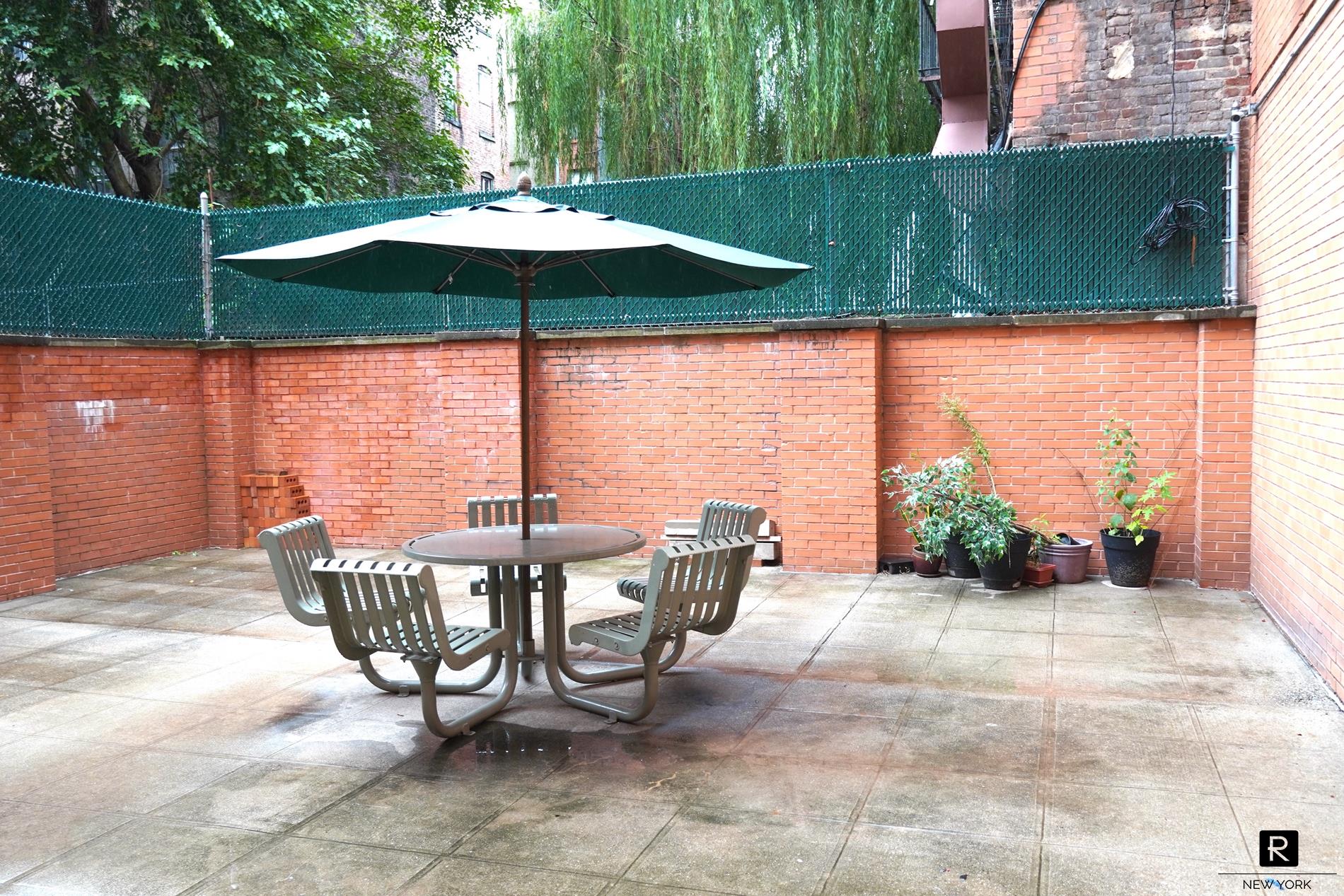 2132 2nd Avenue, Unit 4C Manhattan, NY 10029 - Photo 10 of 13 Courtyard