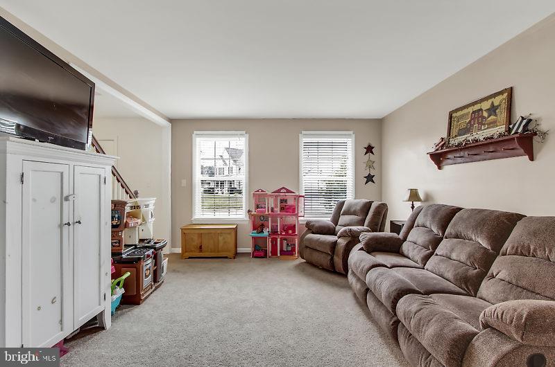 2284 Friesian Road York, PA 17406 - Photo 5 of 22 Gallery Image 5