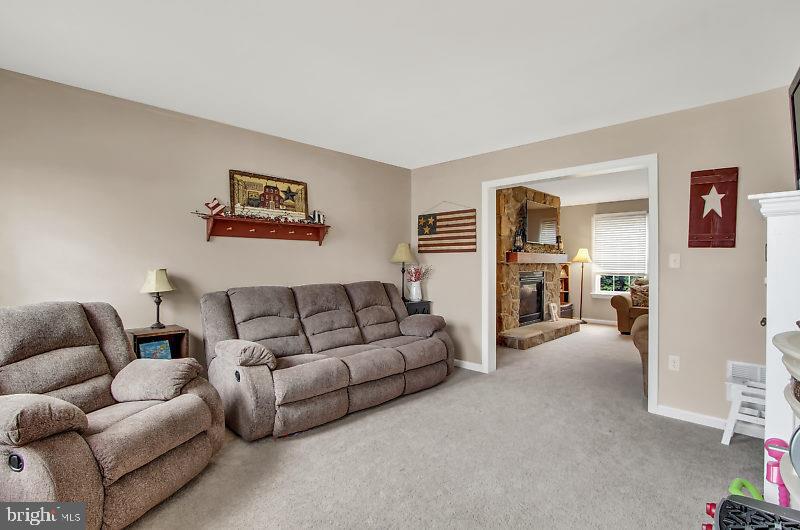 2284 Friesian Road York, PA 17406 - Photo 6 of 22 Gallery Image 6