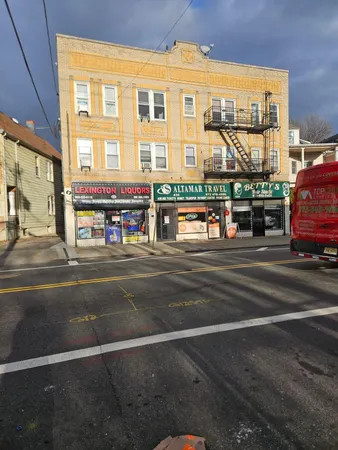 $1,500 | 430 Lexington Avenue, Unit 9, Clifton, NJ 07011