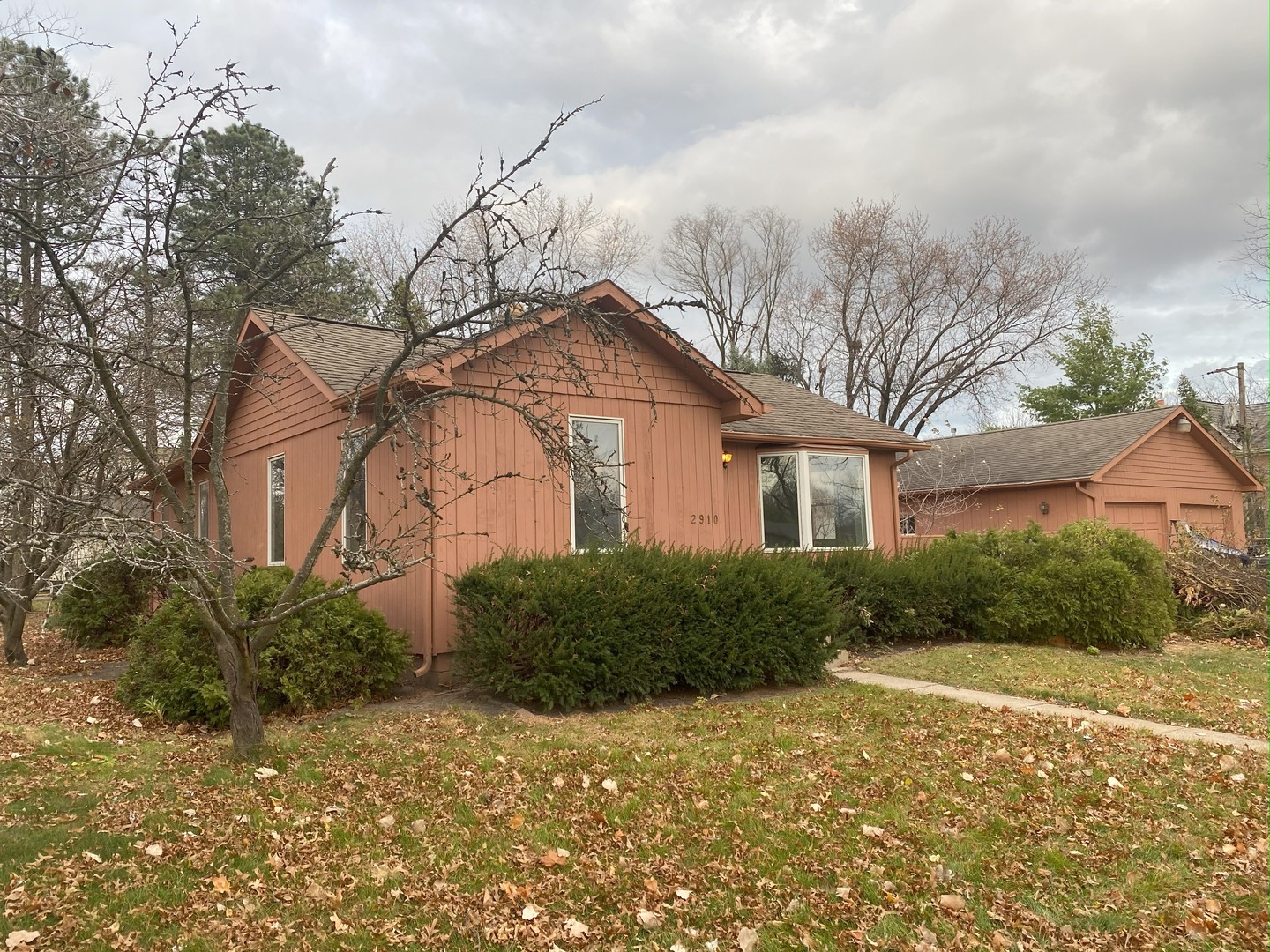 2910 Harbor Lane, Northbrook, IL 60062 Compass