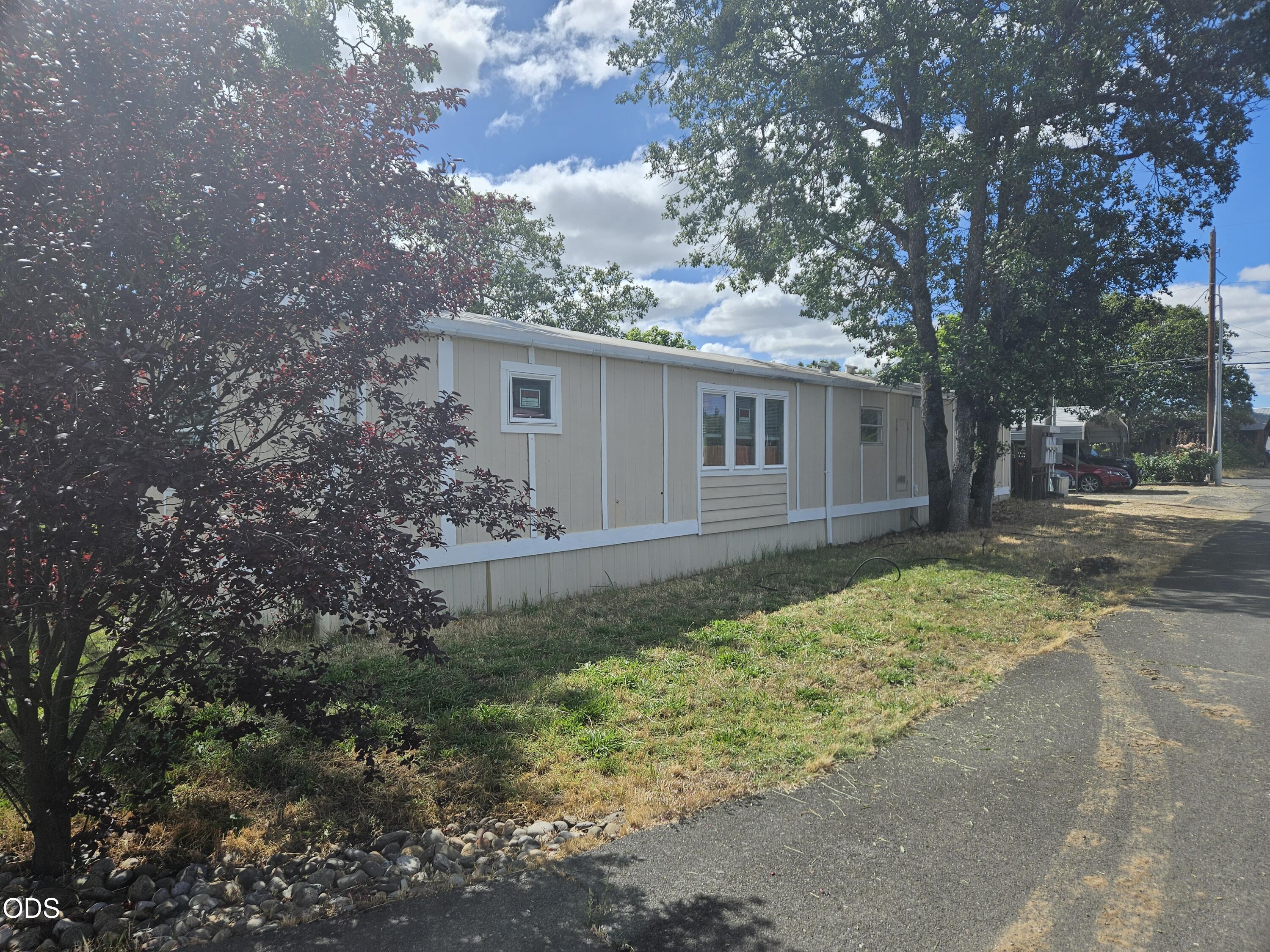 380 West Gregory Road, Unit 20 Central Point, OR 97502 - Photo 21 of 21