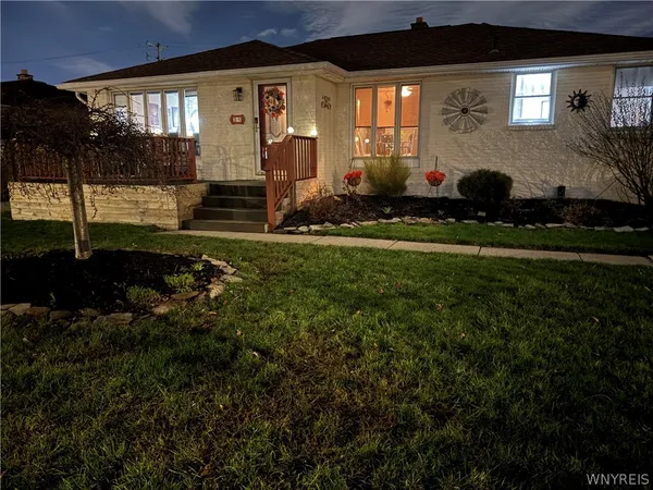 $259,900 | 31 Santin Drive, Cheektowaga, NY 14225