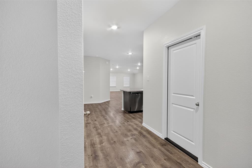 827 Rustic Way Royse City, TX 75189 - Photo 10 of 32 a view of a hallway