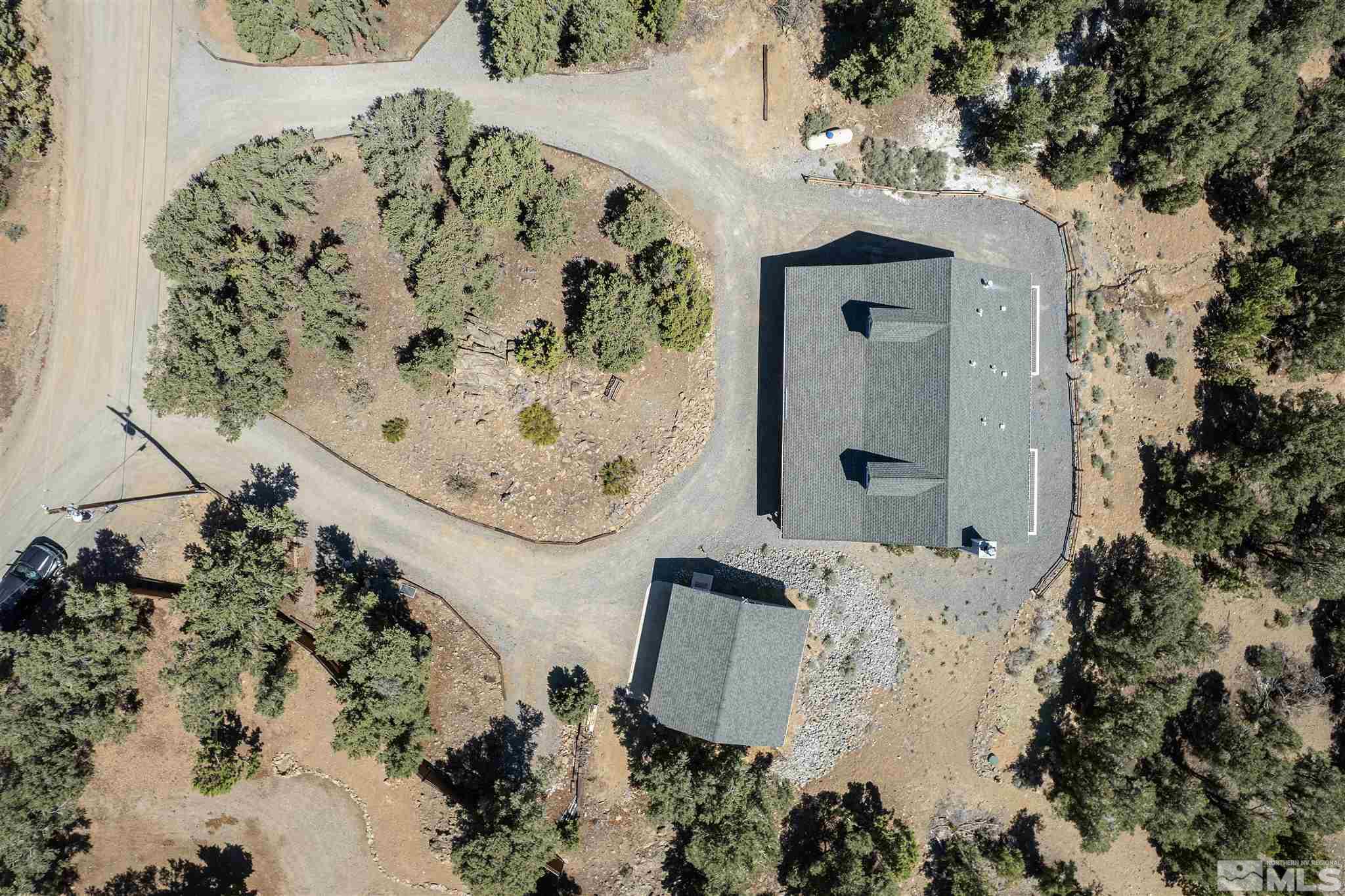 2035 Applegate Road Reno, NV 89521 - Photo 5 of 40