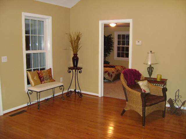 1218 Scuffletown Road Simpsonville, SC 29681 - Photo 12 of 25 Gallery Image 12