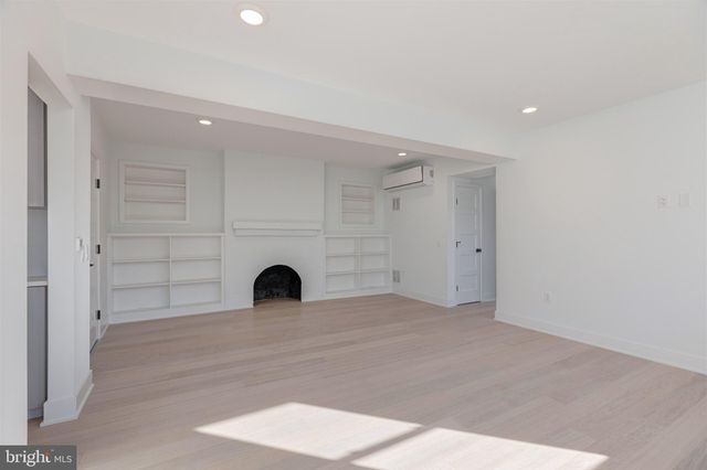 $395,000 | 1468 Harvard Street Northwest, Unit 32, Washington, DC 20009