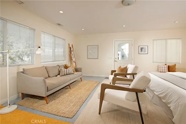 $1,439,000 | 5166 Finehill Avenue, La Crescenta, CA 91214