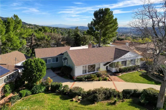 $1,439,000 | 5166 Finehill Avenue, La Crescenta, CA 91214
