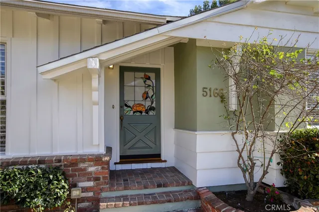 $1,439,000 | 5166 Finehill Avenue, La Crescenta, CA 91214