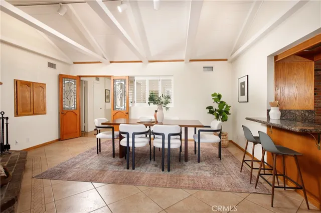 $1,439,000 | 5166 Finehill Avenue, La Crescenta, CA 91214