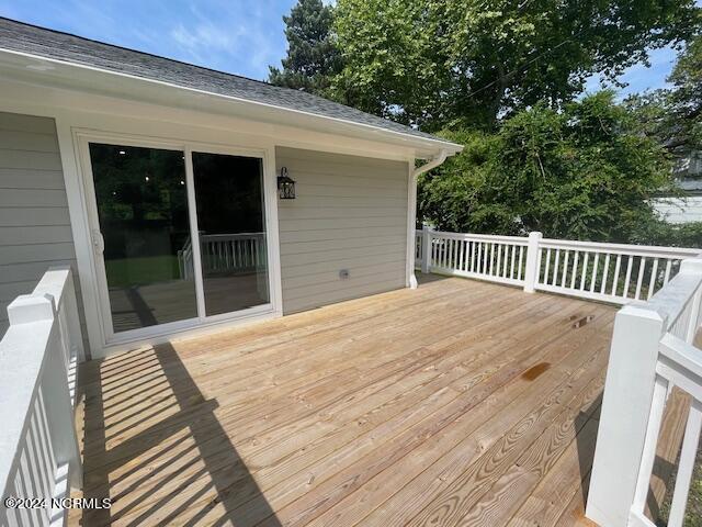 240 Channel Rock Road Beaufort, NC 28516 - Photo 37 of 41 Rear 20' x 12' deck