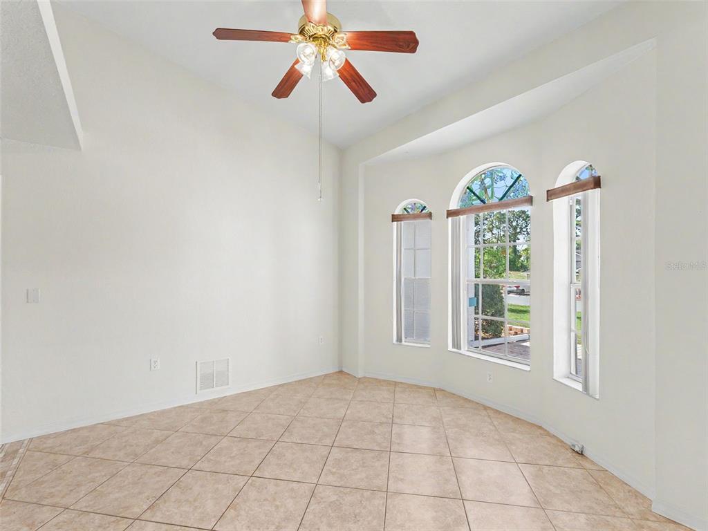 11344 Rainbow Woods Loop Spring Hill, FL 34609 - Photo 13 of 100