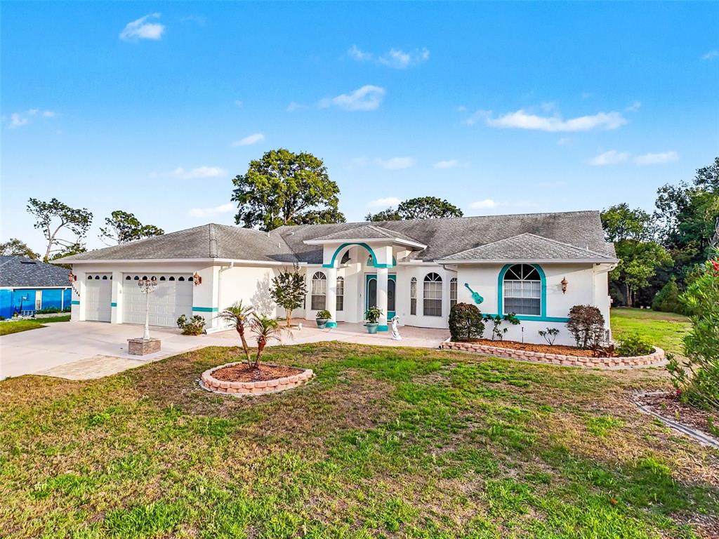 11344 Rainbow Woods Loop Spring Hill, FL 34609 - Photo 3 of 100