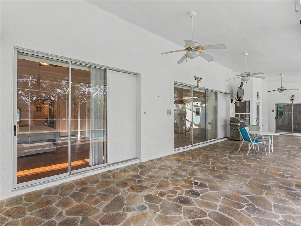 11344 Rainbow Woods Loop Spring Hill, FL 34609 - Photo 38 of 100