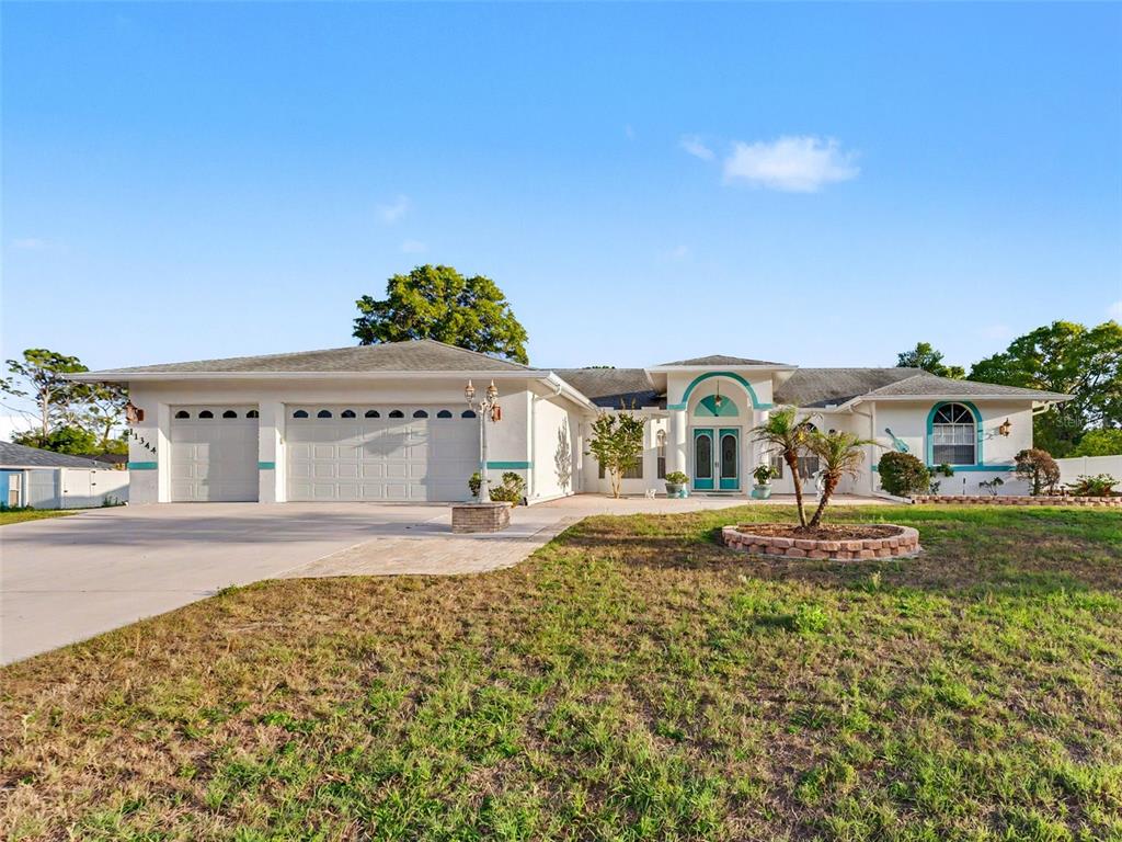 11344 Rainbow Woods Loop Spring Hill, FL 34609 - Photo 4 of 100