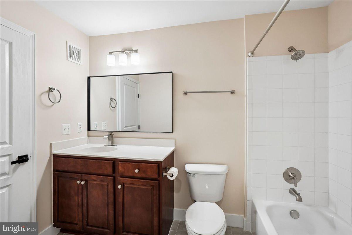 12001 Market Street, Unit T51 Reston, VA 20190 - Photo 25 of 62 Bathroom