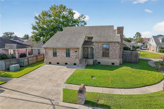 $249,900 | 12 Sawgrass Drive, Laplace, LA 70068