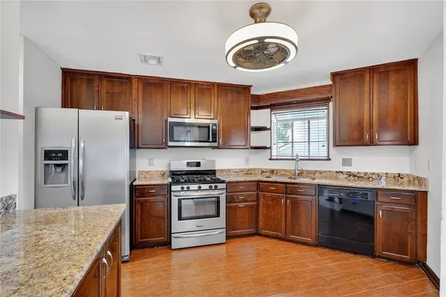 $249,900 | 12 Sawgrass Drive, Laplace, LA 70068