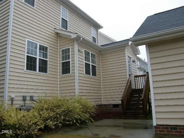 $2,200 | 233 Butterbiggins Lane, Apex, NC 27539