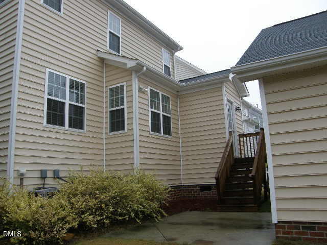 233 Butterbiggins Lane Apex, NC 27539 - Photo 5 of 13 backgarage