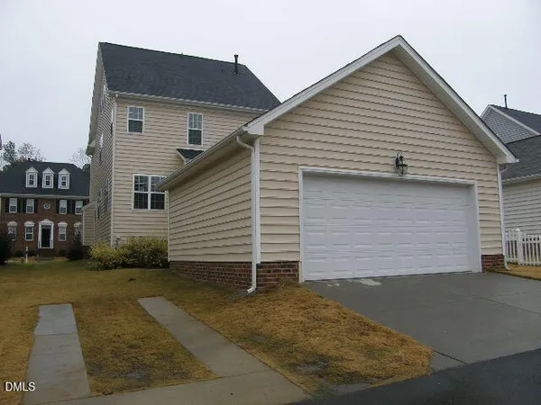 $2,200 | 233 Butterbiggins Lane, Apex, NC 27539