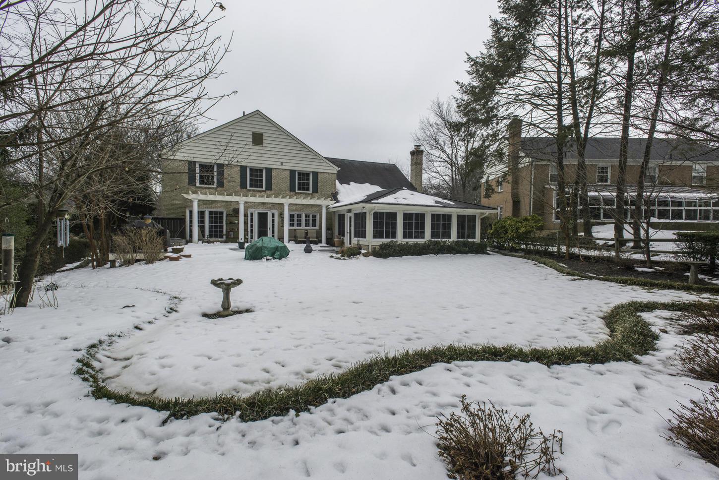 8817 Cold Spring Road Potomac, MD 20854 - Photo 27 of 30 Exterior (Rear)