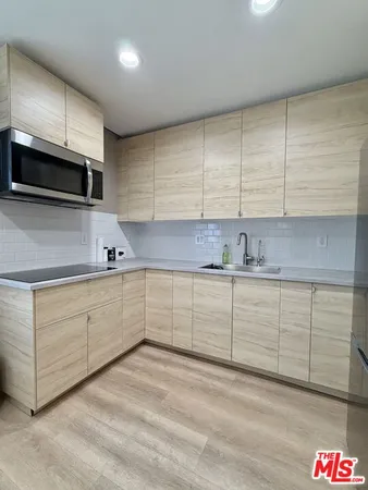$2,500 | 15846 Kalisher Street, Granada Hills, CA 91344