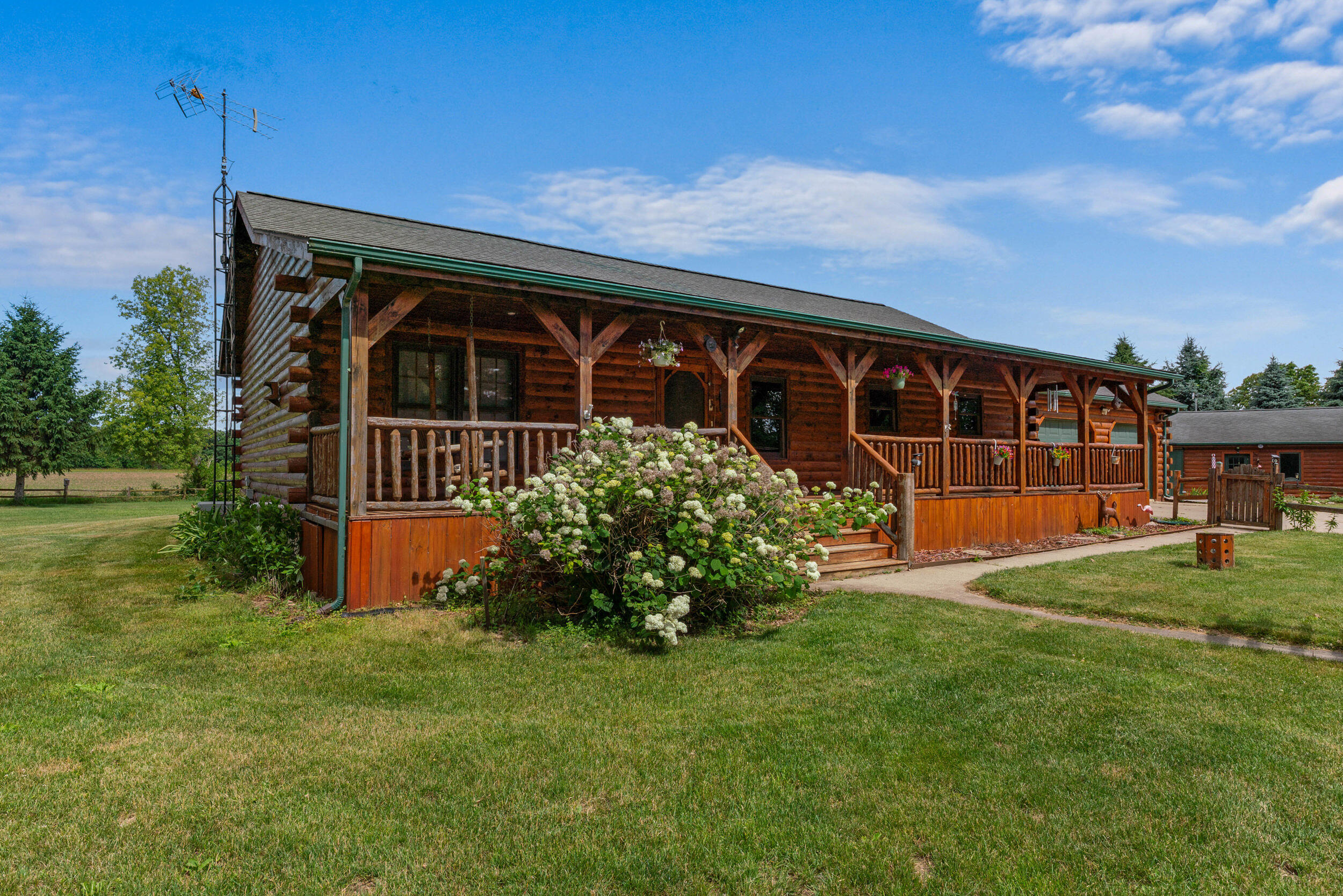 7470 Moreland Road Jonesville, MI 49250 - Photo 6 of 69 3__dsc8473