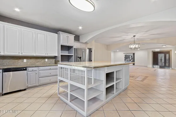 $298,400 | 1121 Spartan Drive, Canutillo, TX 79835
