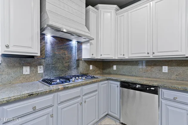 $299,000 | 1121 Spartan Drive, Canutillo, TX 79835