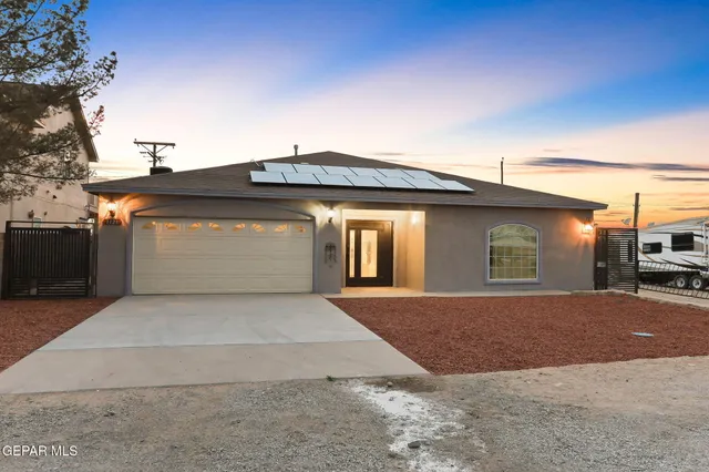 $299,000 | 1121 Spartan Drive, Canutillo, TX 79835