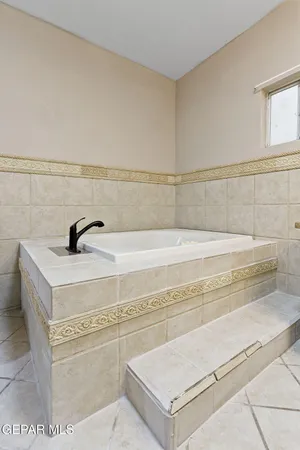 $298,400 | 1121 Spartan Drive, Canutillo, TX 79835