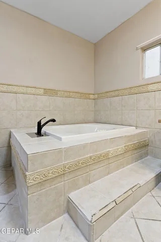 $299,000 | 1121 Spartan Drive, Canutillo, TX 79835