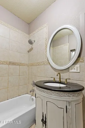 $298,400 | 1121 Spartan Drive, Canutillo, TX 79835