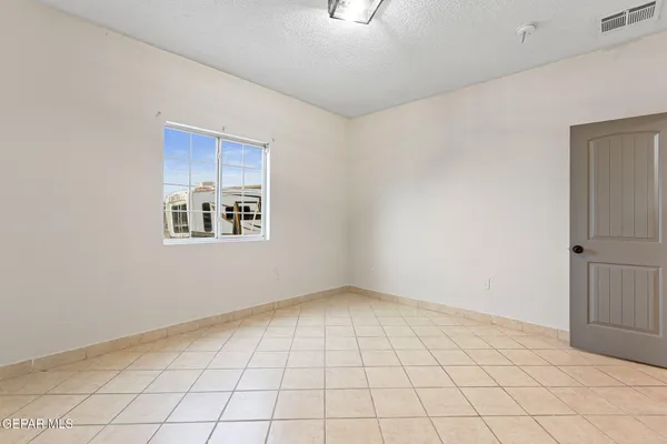 $298,400 | 1121 Spartan Drive, Canutillo, TX 79835