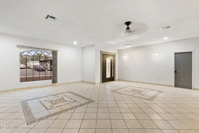 $299,000 | 1121 Spartan Drive, Canutillo, TX 79835