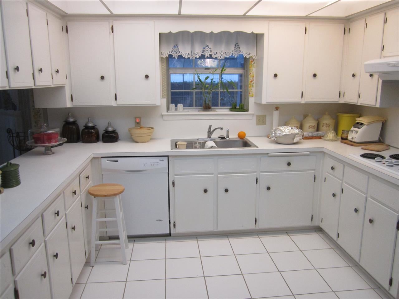 8832 Burning Tree Road Pensacola, FL 32514 - Photo 18 of 46 Gallery Image 18