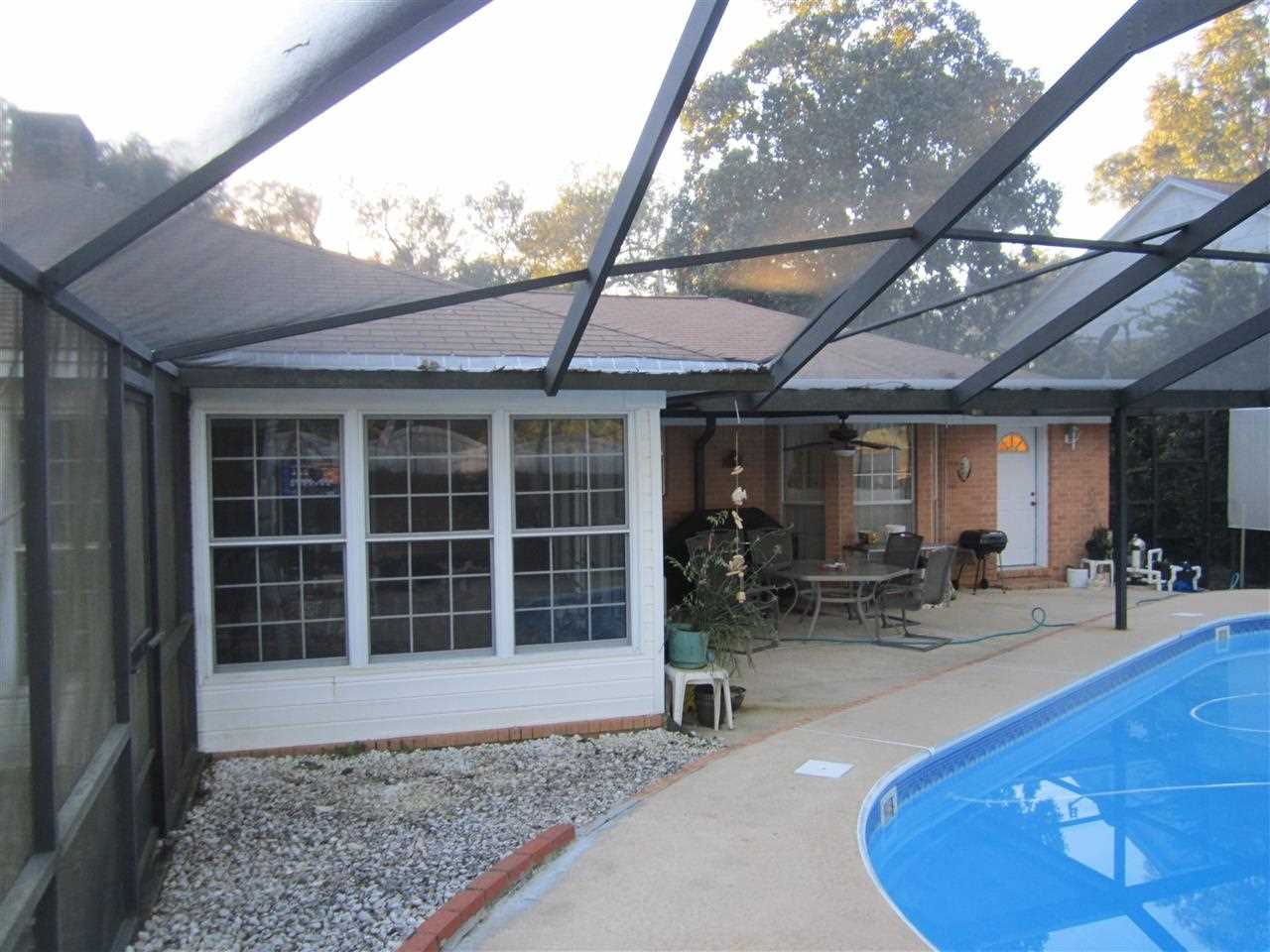 8832 Burning Tree Road Pensacola, FL 32514 - Photo 9 of 46 Gallery Image 9