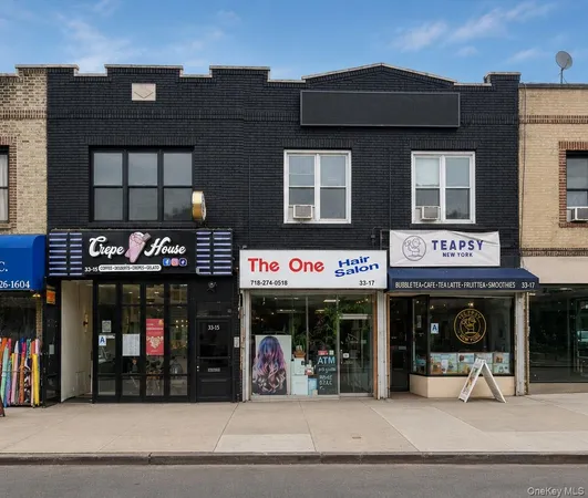 $4,500 | 3317 30th Avenue, Unit 2F | Astoria