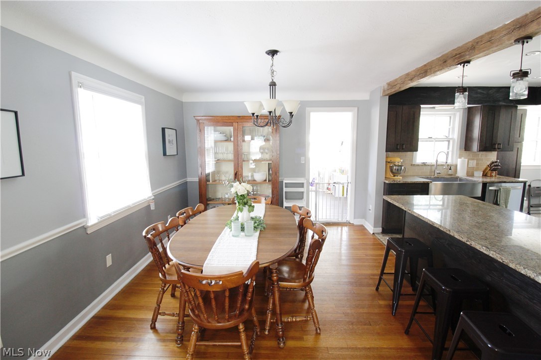 3837 Faversham Road Cleveland, OH 44118 - Photo 8 of 26