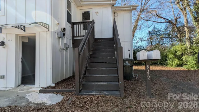 a view of an entryway with seating area