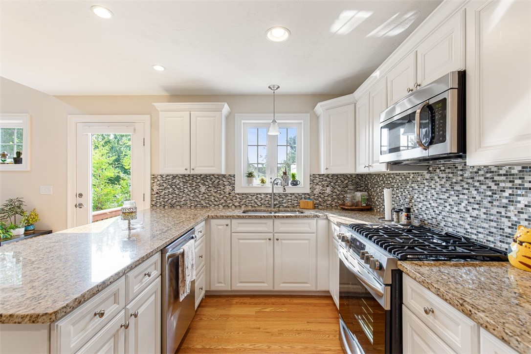 500 Mendon Road, Unit 41 Cumberland, RI 02864 - Photo 9 of 41
