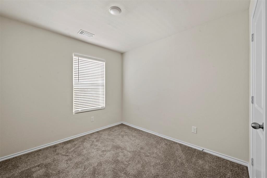 601 Thomas Street, Unit 2 Bonham, TX 75418 - Photo 12 of 23