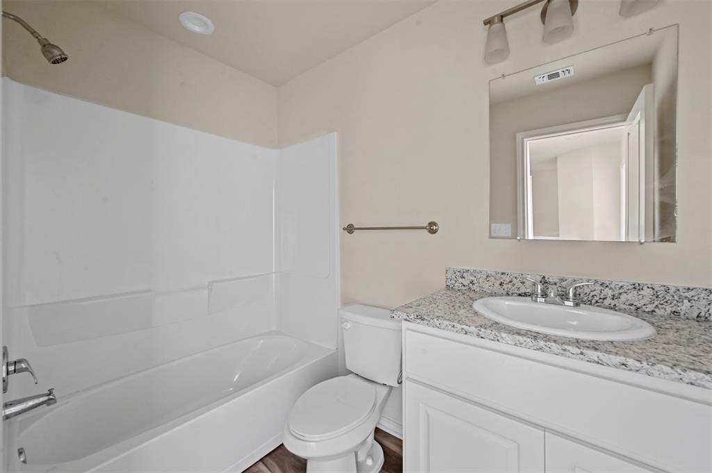 601 Thomas Street, Unit 2 Bonham, TX 75418 - Photo 15 of 23