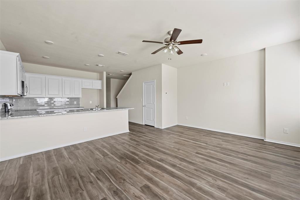 601 Thomas Street, Unit 2 Bonham, TX 75418 - Photo 2 of 23