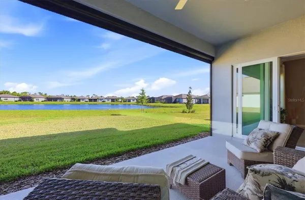 $740,000 | 9018 Sunray Cove, Palmetto, FL 34221