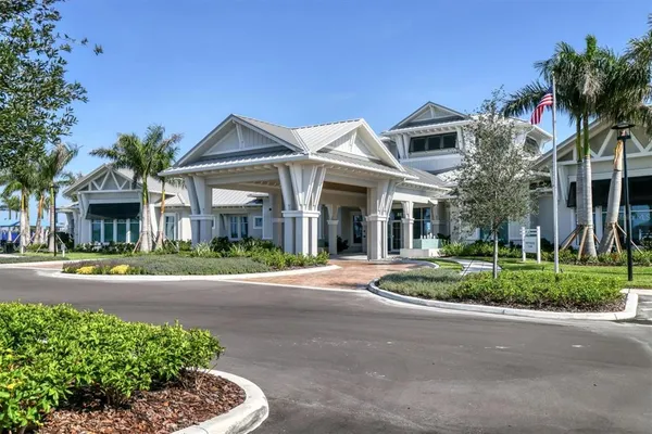 $740,000 | 9018 Sunray Cove, Palmetto, FL 34221