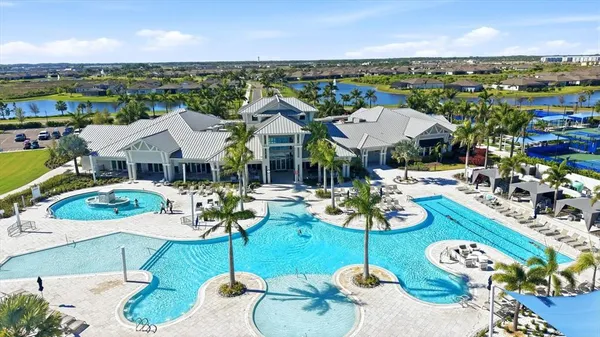 $740,000 | 9018 Sunray Cove, Palmetto, FL 34221